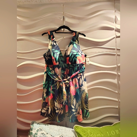 New Lane Bryant Swim Suit Floral Size 18 - Picture 1 of 5
